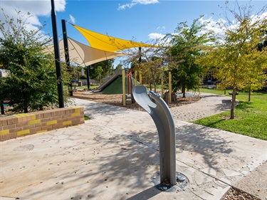 Katherine Street drinking fountain and shade areas