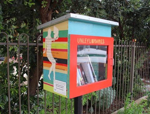 Clarence Park book nook