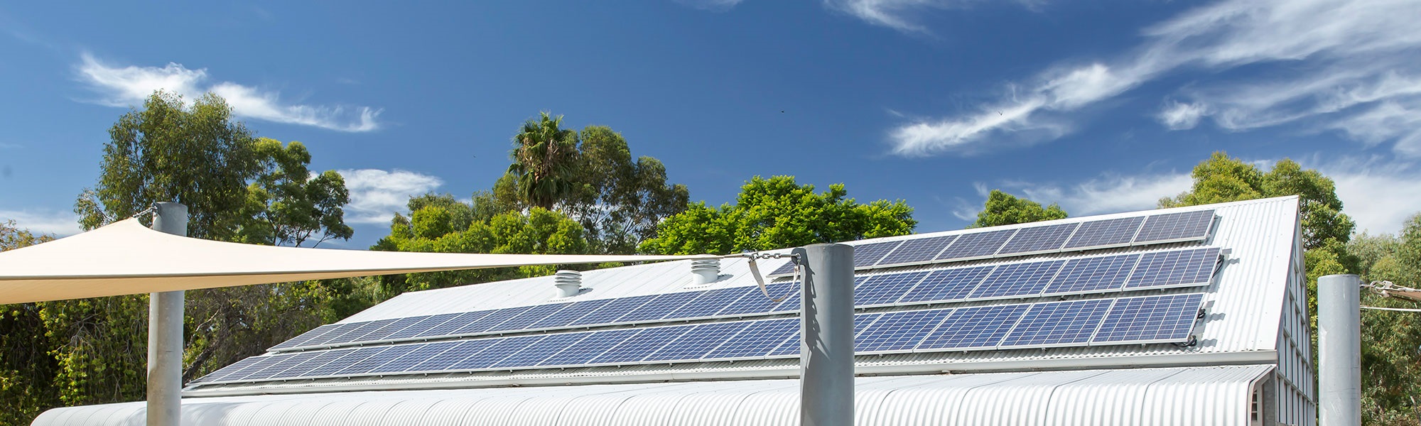 Solar-panels-unley-swimming-centre-2000-600.jpg