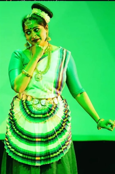Harmony week Bollywood infusion dance workshop