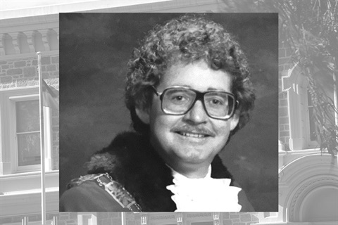Portrait SHERIDAN Denis A D former Mayor